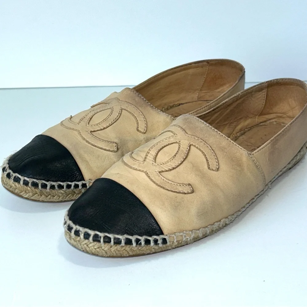 Chanel‎ Beige and Black Leather Espadrilles Flats Sz 39(8)